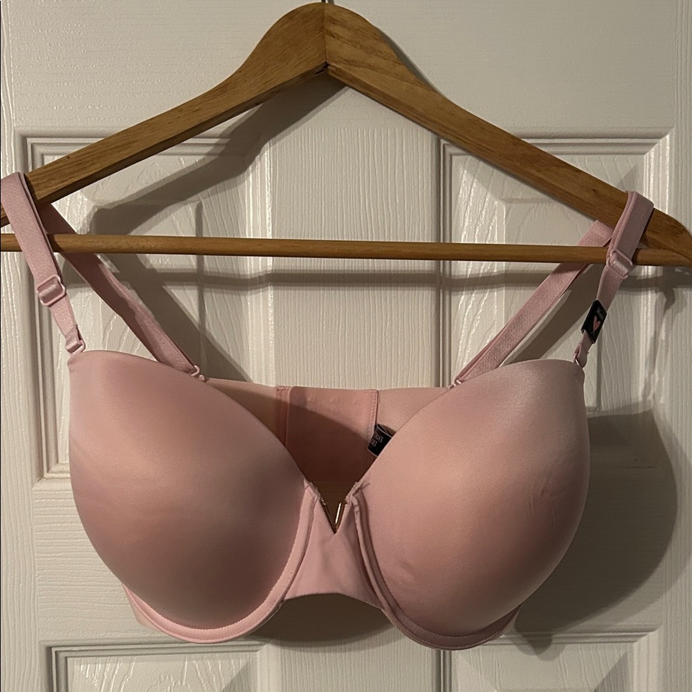 Victoria’s Secret Pink 36DD NWT multiway bra